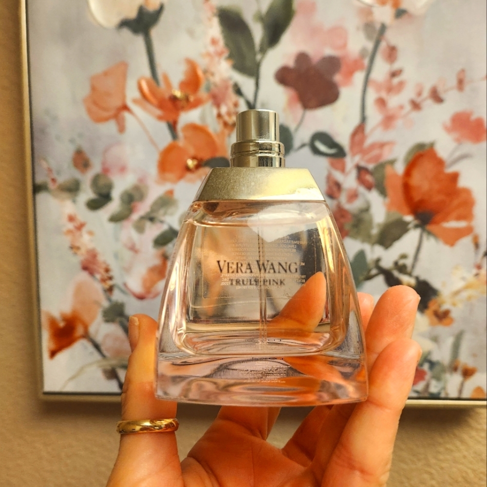 Vera Wang truly pink perfume